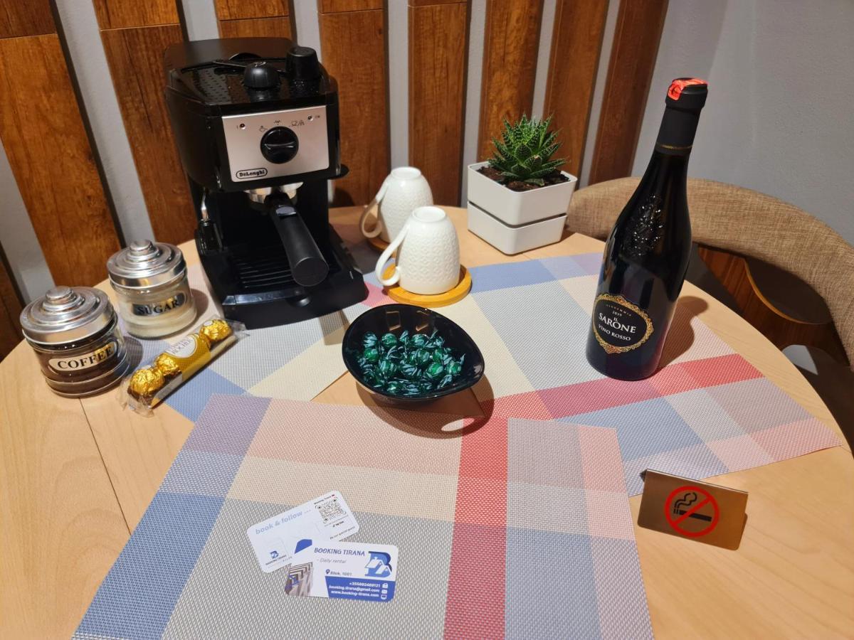 Sunny Apartment - Blloku Tirana, Near Lake 外观 照片